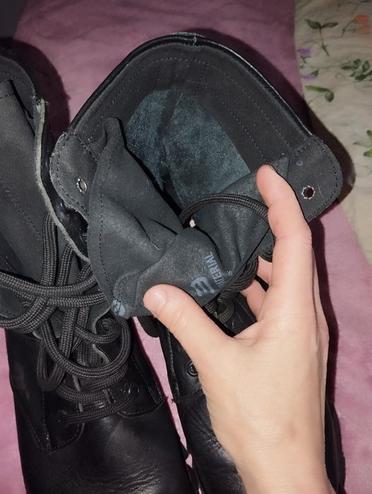 Шкіряні берци...