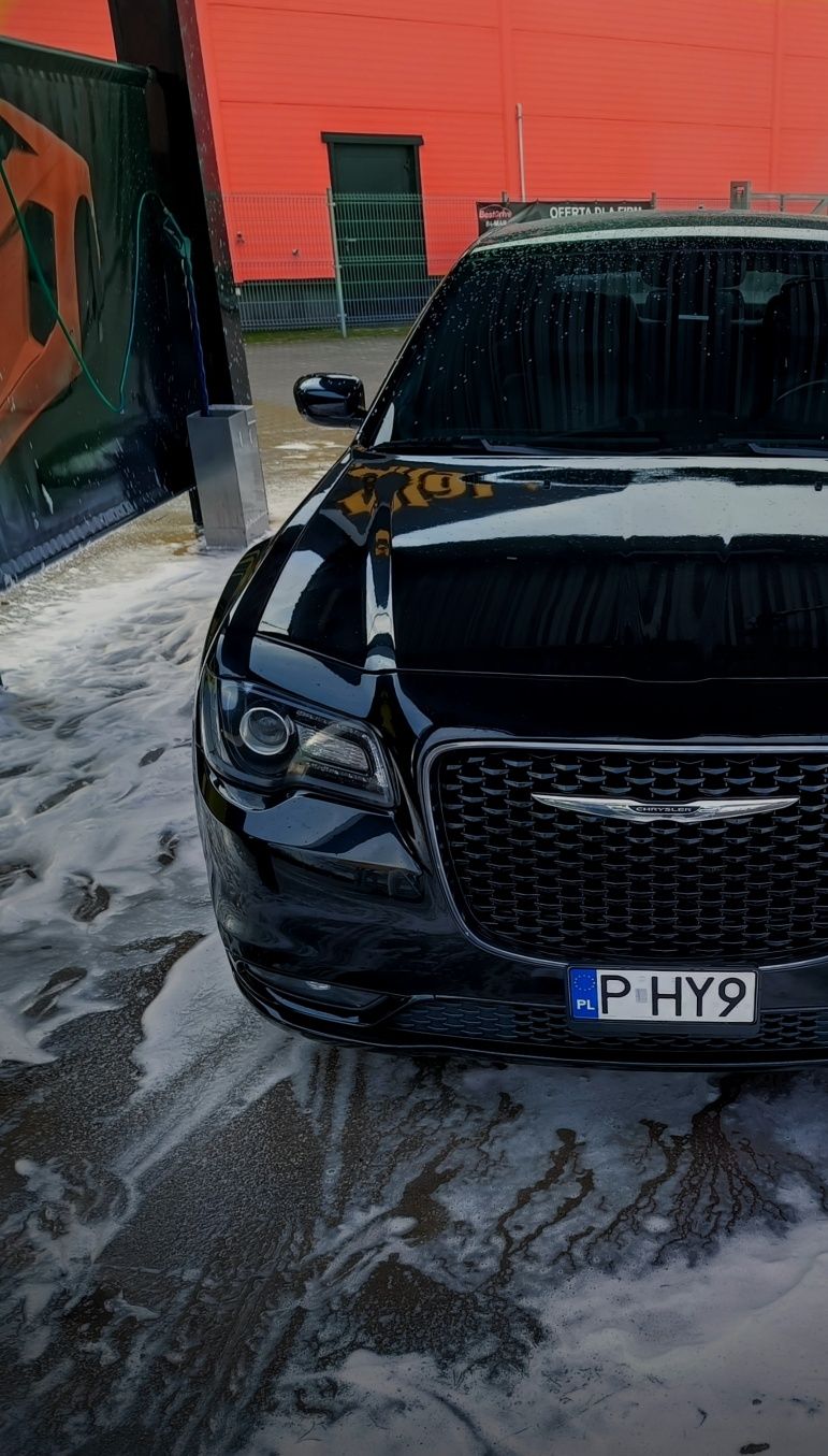 Auto do ślubu / Samochód do ślubu - Limuzyna Chrysler 300S