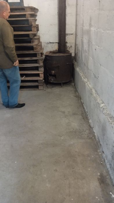 Сдам гараж ангар на ХТЗ ртс .