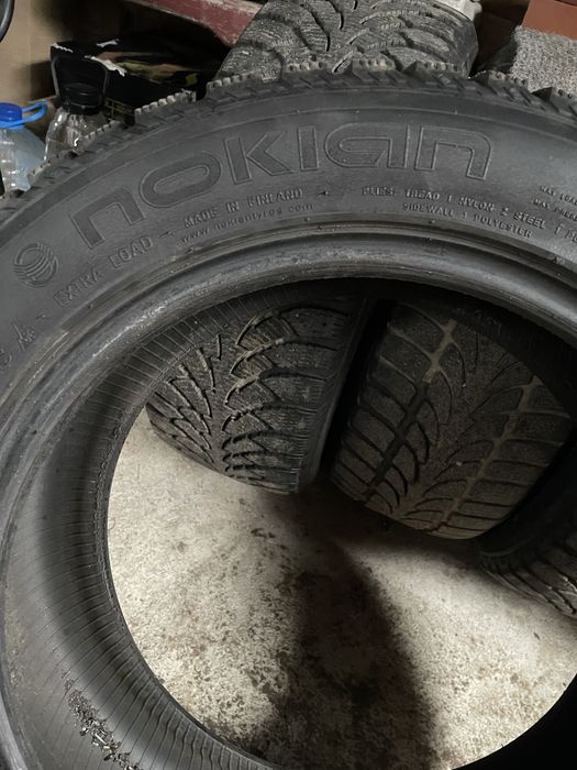 Продам зимові шини nokian