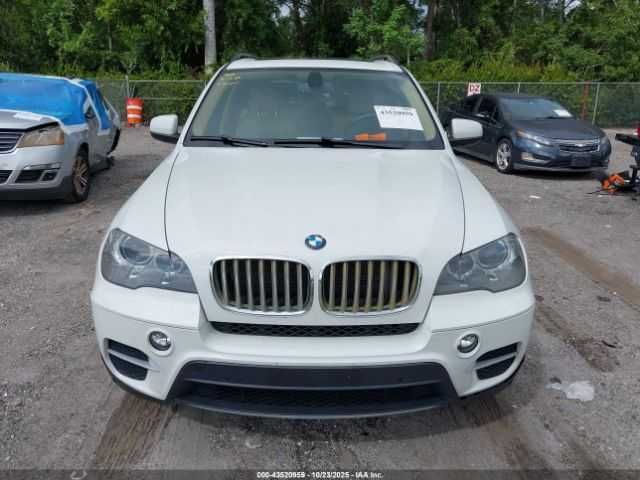 BMW   X5    2013