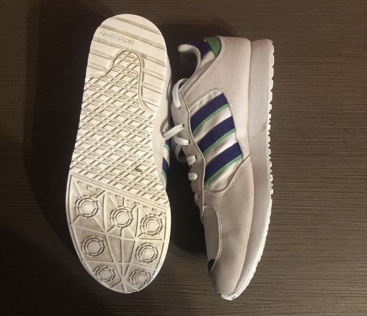 Продам кроссівки Adidas Originals Special 21 sneakers