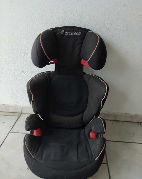 Cadeira Auto Maxi-Cosi para criança 2-12 anos