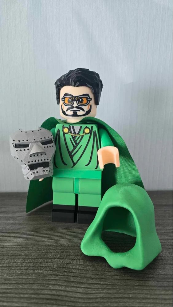 Figurka Dr. Doom LEGO XL