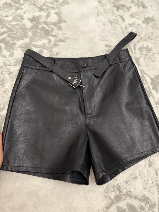 Шкіряні шорти розмір S