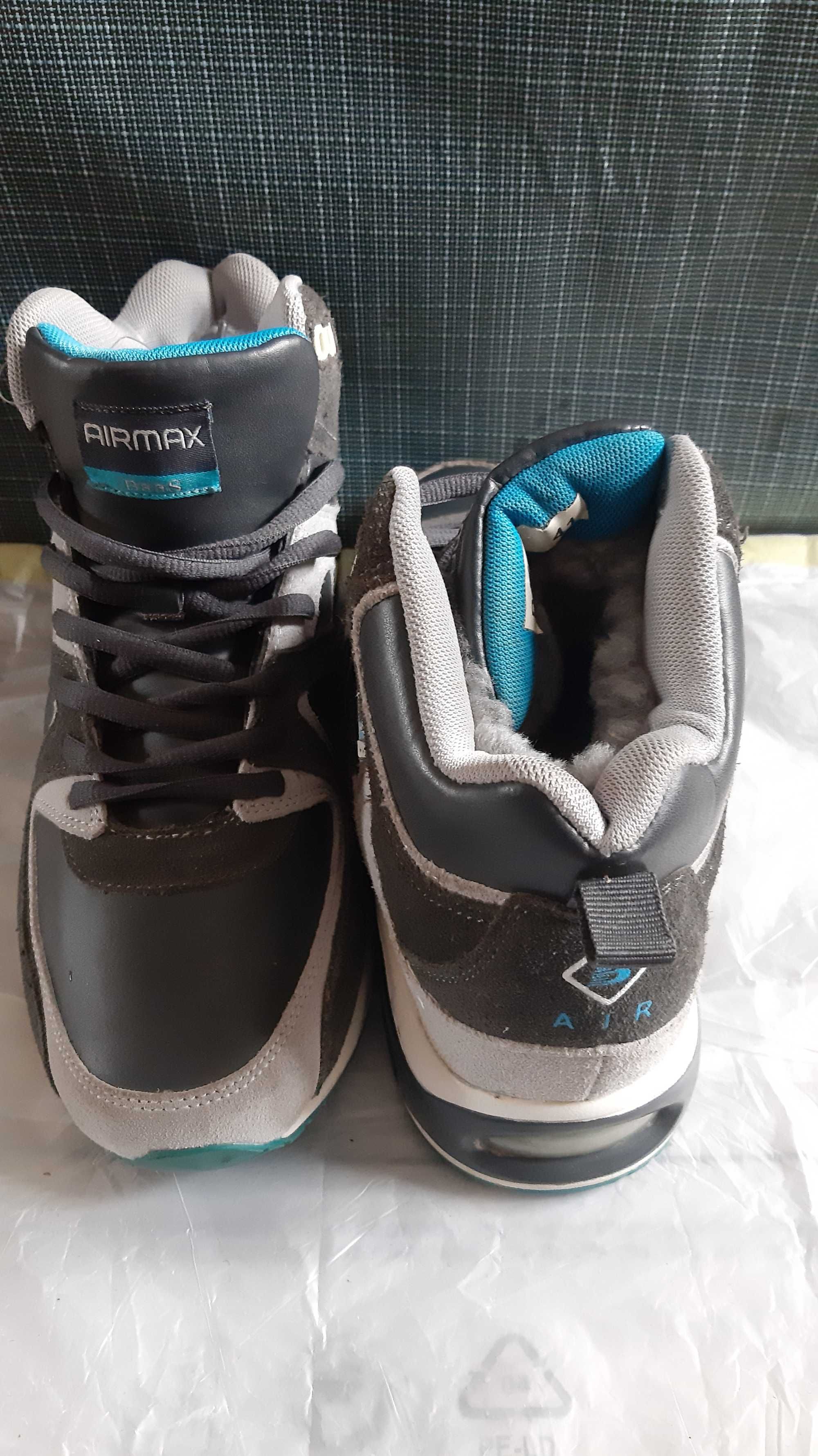 Продам кросівки зимові з хутром AIRMAX