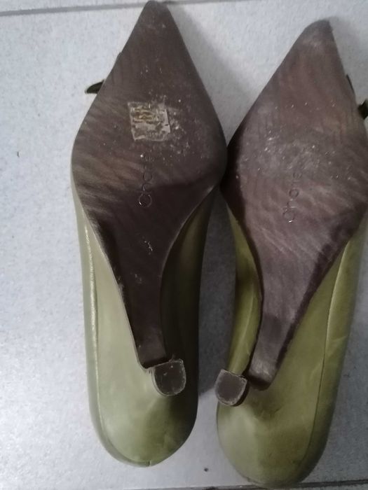 Sapatos de senhora verdes