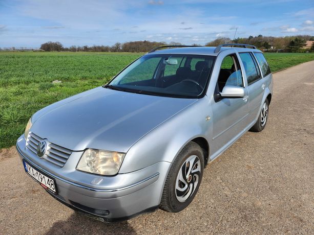 VOLKSWAGEN Bora  1.9 TDI 4Motion 130KM Special Bogate wyposażenie