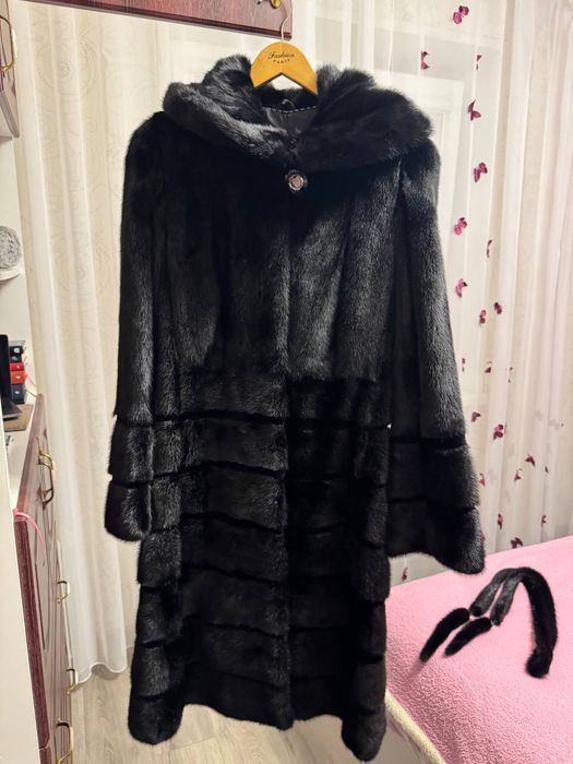 Норкова шуба в ідеальному стані