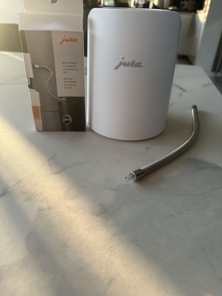 Jura pojemnik + obudowa chłodząca na mleko