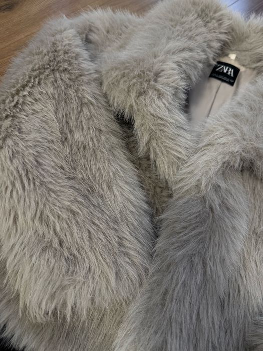 Шуба/шубка від бренду Zara