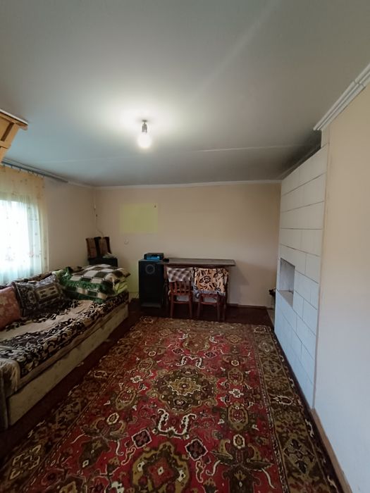 Продається дачний будинок