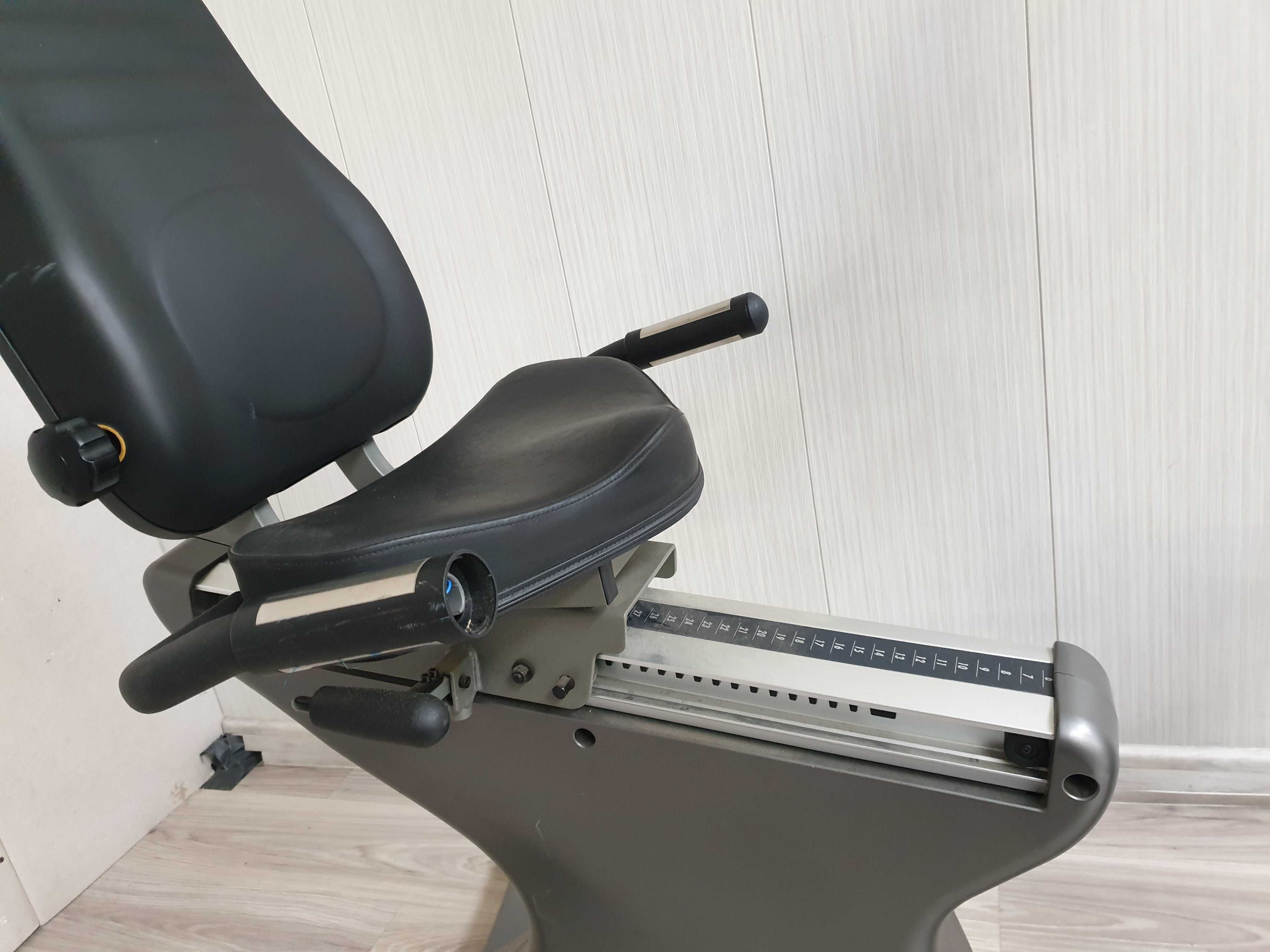 Rower treningowy magnetyczny vision 2250 HRT poziomy