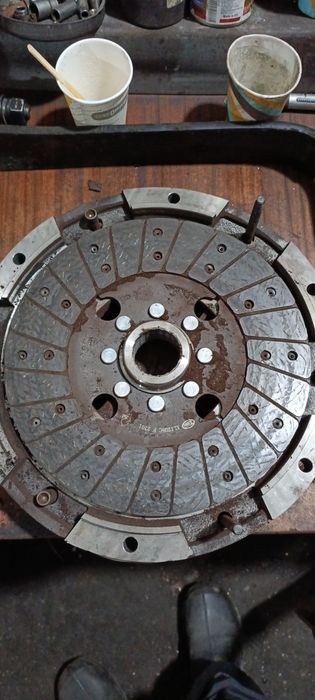 Ремонт тракторів