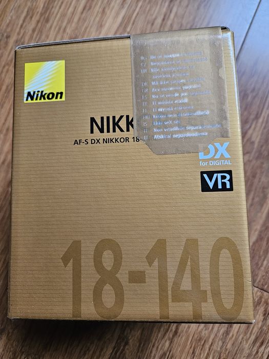 Nowy aparat fotograficzny Nikon D5600 + 18-140mm VR Kit zestaw