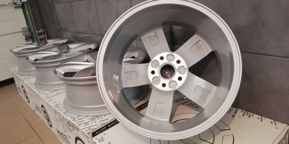 Oryginał! Felgi 16" 5x112 VW T-Roc Passat Tiguan Golf VIII VII Skoda