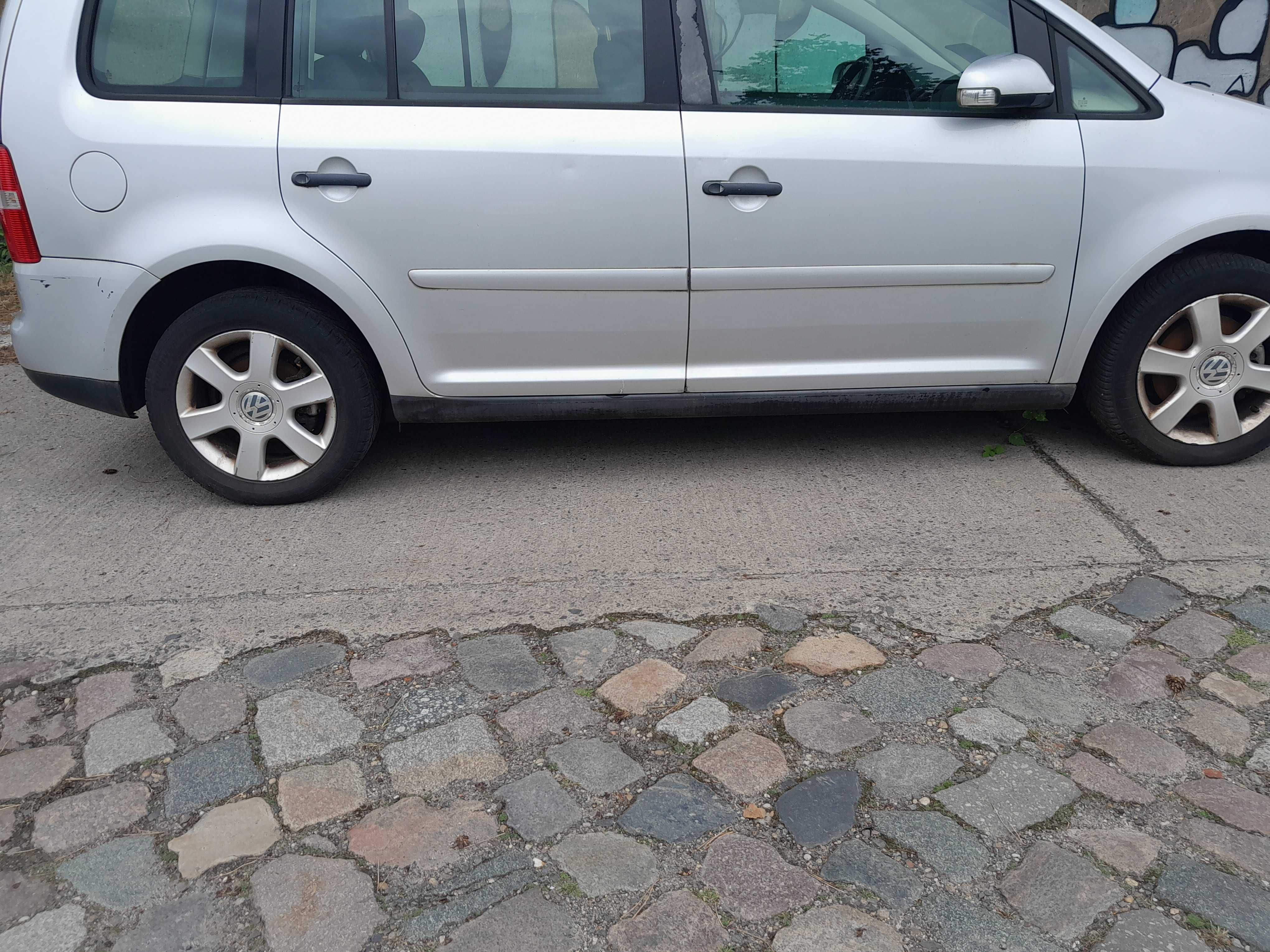 VW Touran 1.9tdi 90km z de