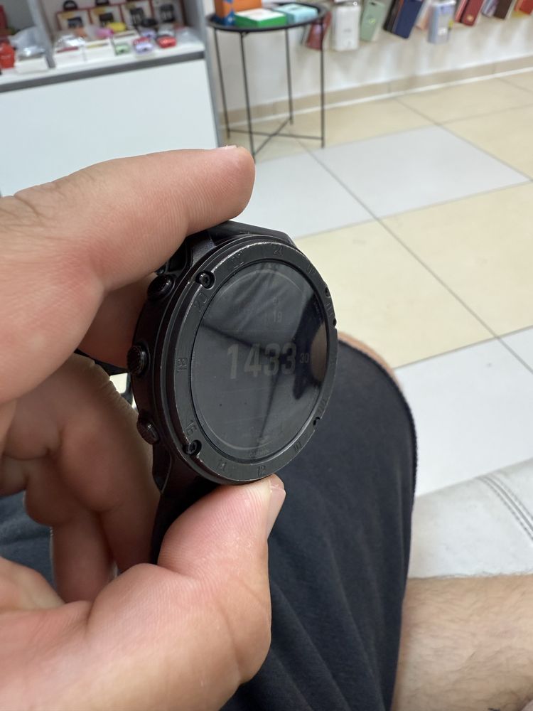 Garmin tactix delta solar