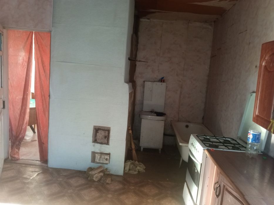 Продам будинок в селі