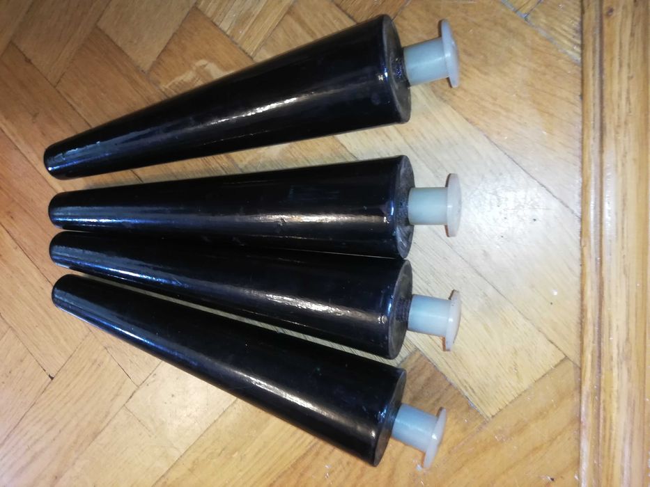 Stare nogi stożkowe od komody z epoki PRL