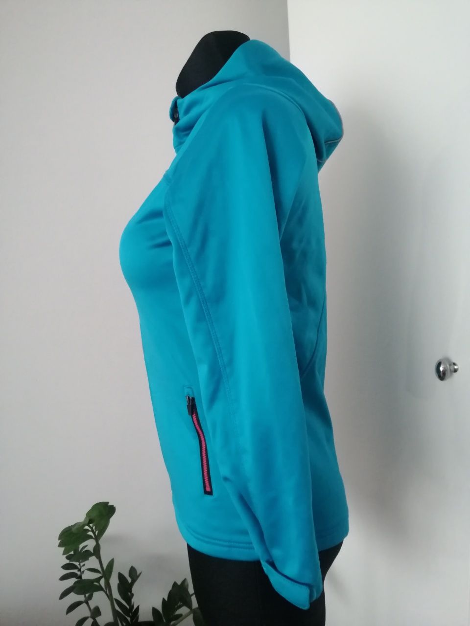 Kurtka softshell damska marki Crivit rozmiar 36