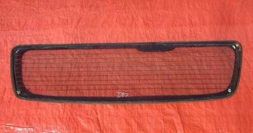 Скло заднє Nissan Navara D40 2004-2010 року