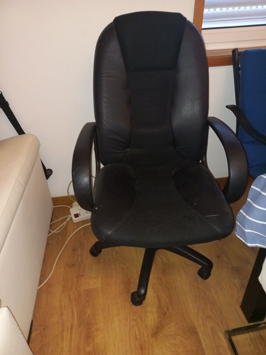 Cadera  secretaria