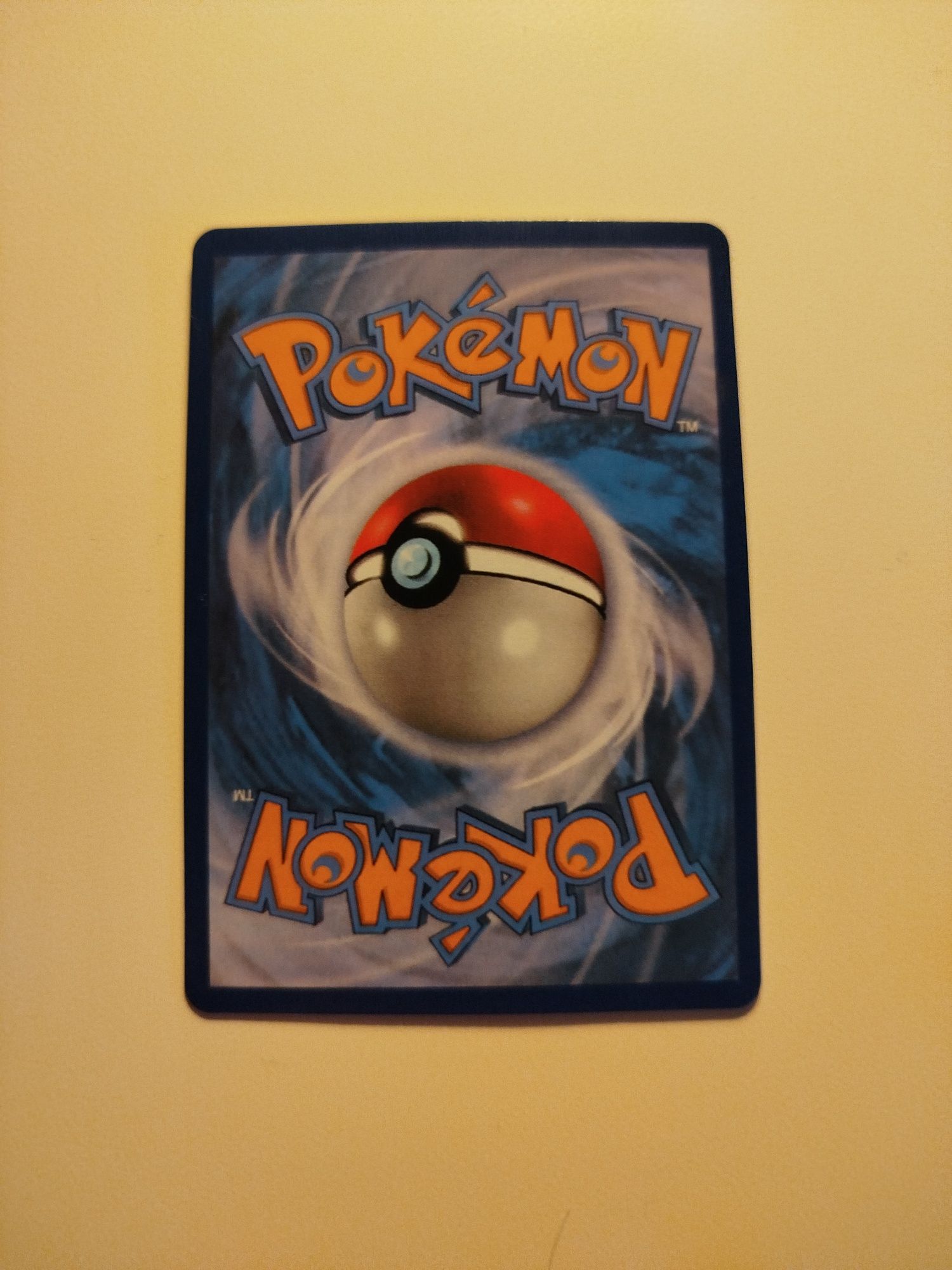Carta de Pokémon. Charizard VAstro
