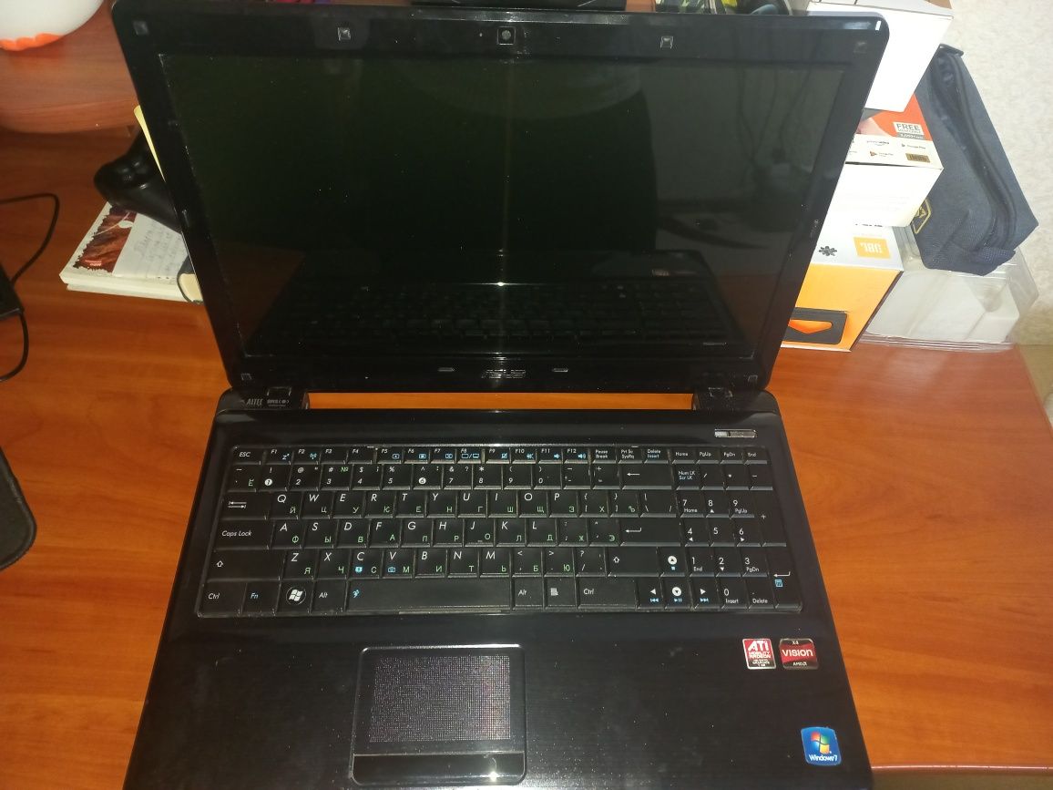 Ноутбук asus a 52