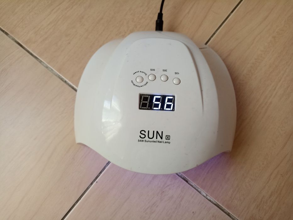 Лампы , Вытяжка для маникюра