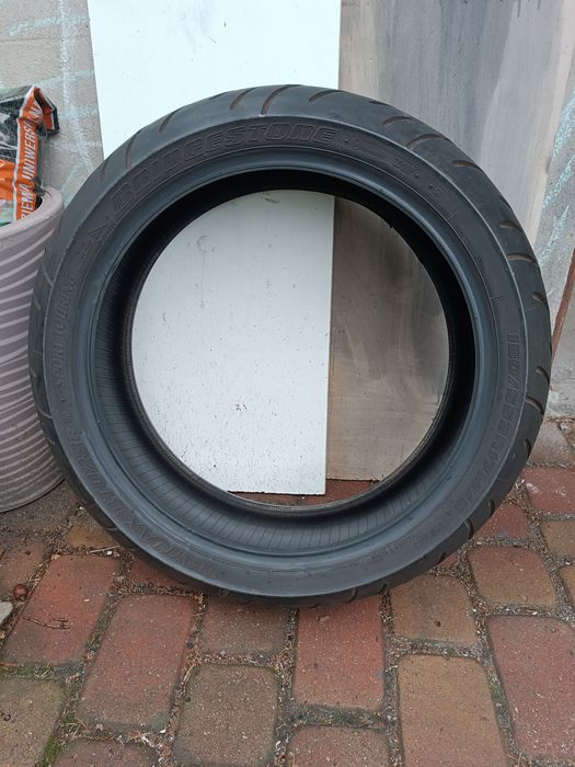 Sprzedam opony motocyklowe bridgestone
