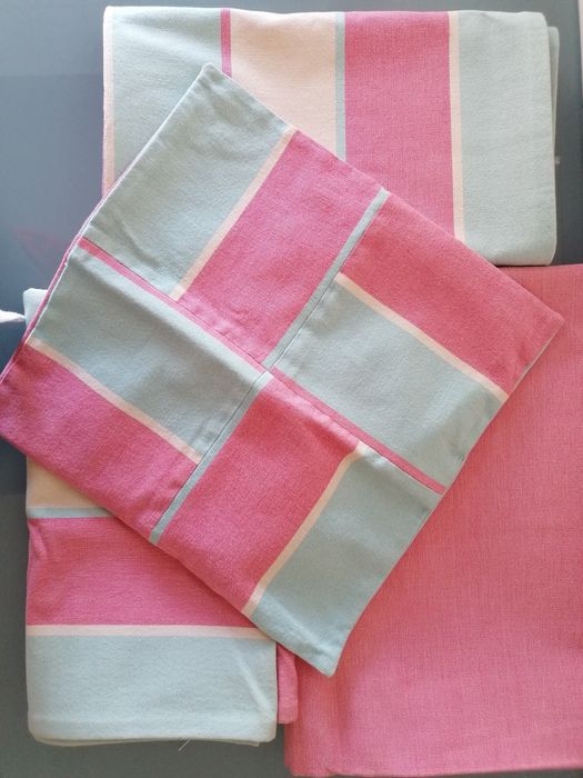 Cortinados Rosa e azul