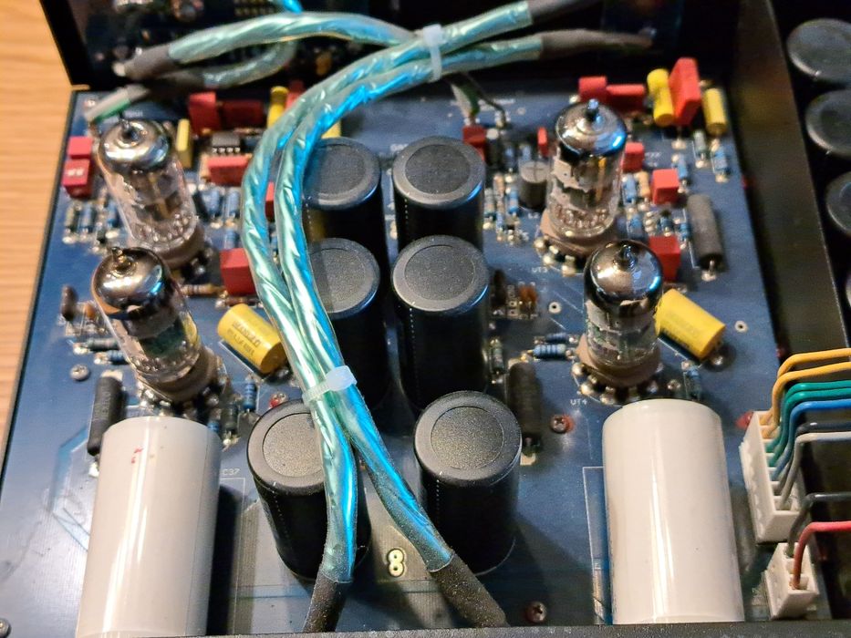 przedwzmacniacz gramofonowy preamp Manley Chinook Lampowy