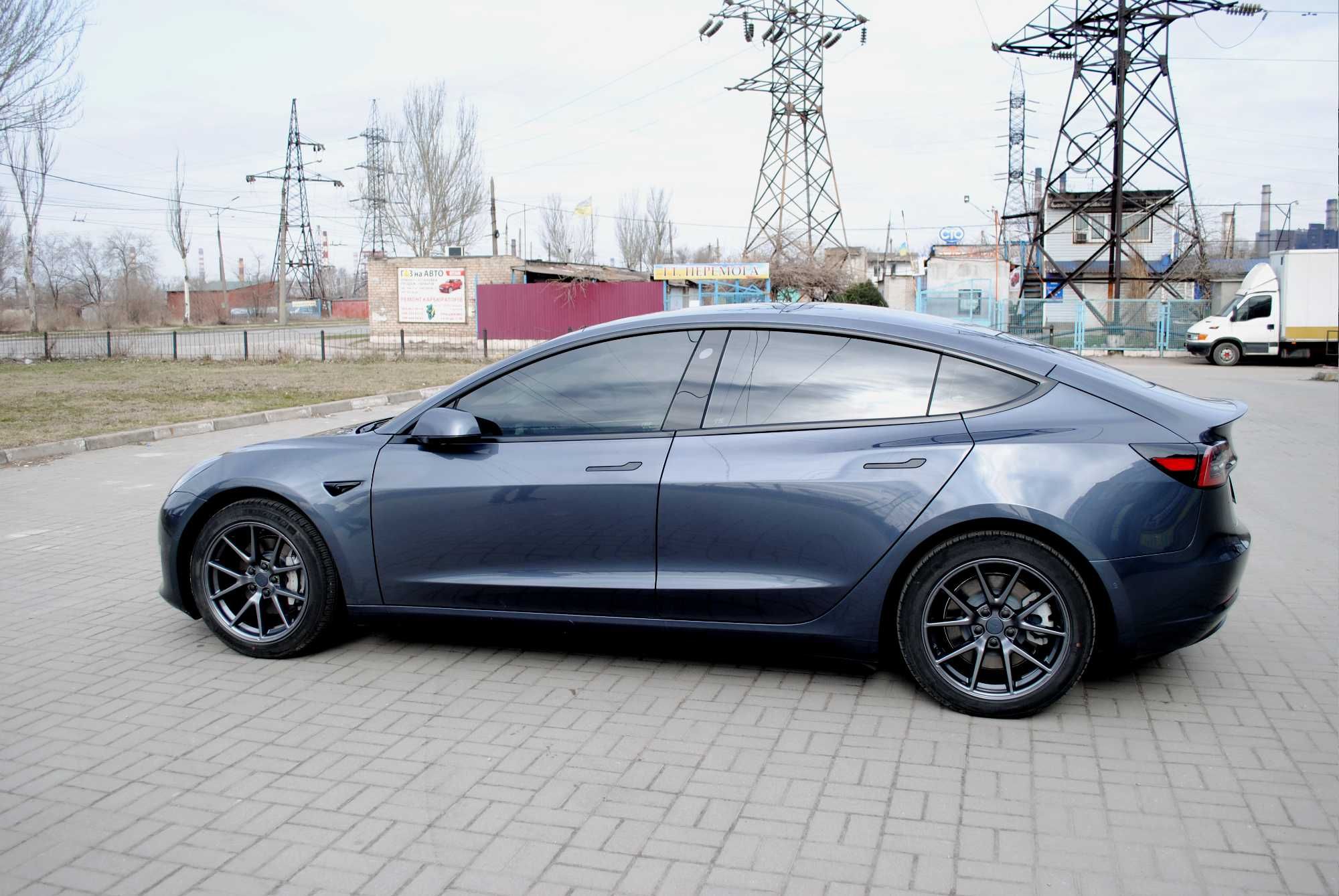 Tesla Model 3 Range Plus 62kWt