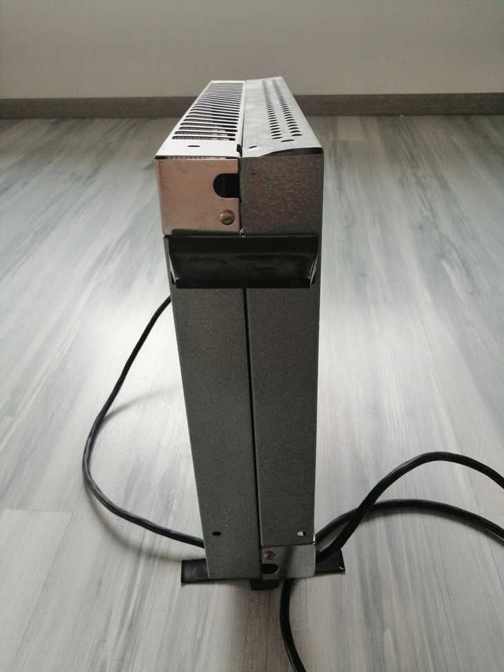Grzejnik elektryczny farelka TERMIKA typ 0P101. Retro PRL, vintage.