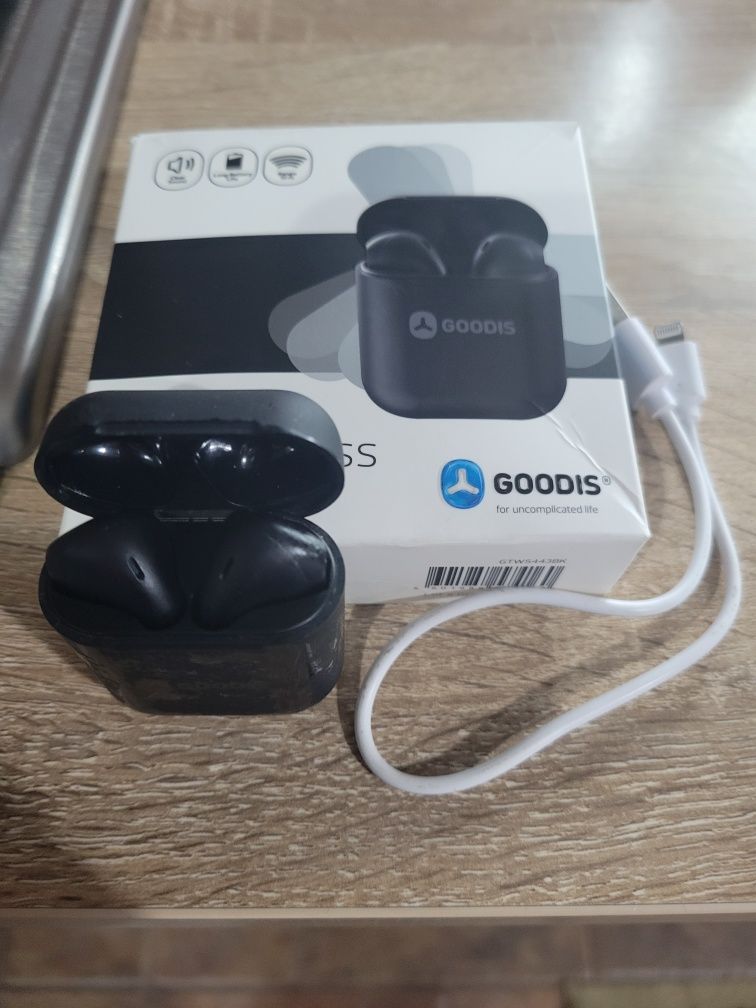 Auriculares Bluetooth com grande tempo de autonomia como novos