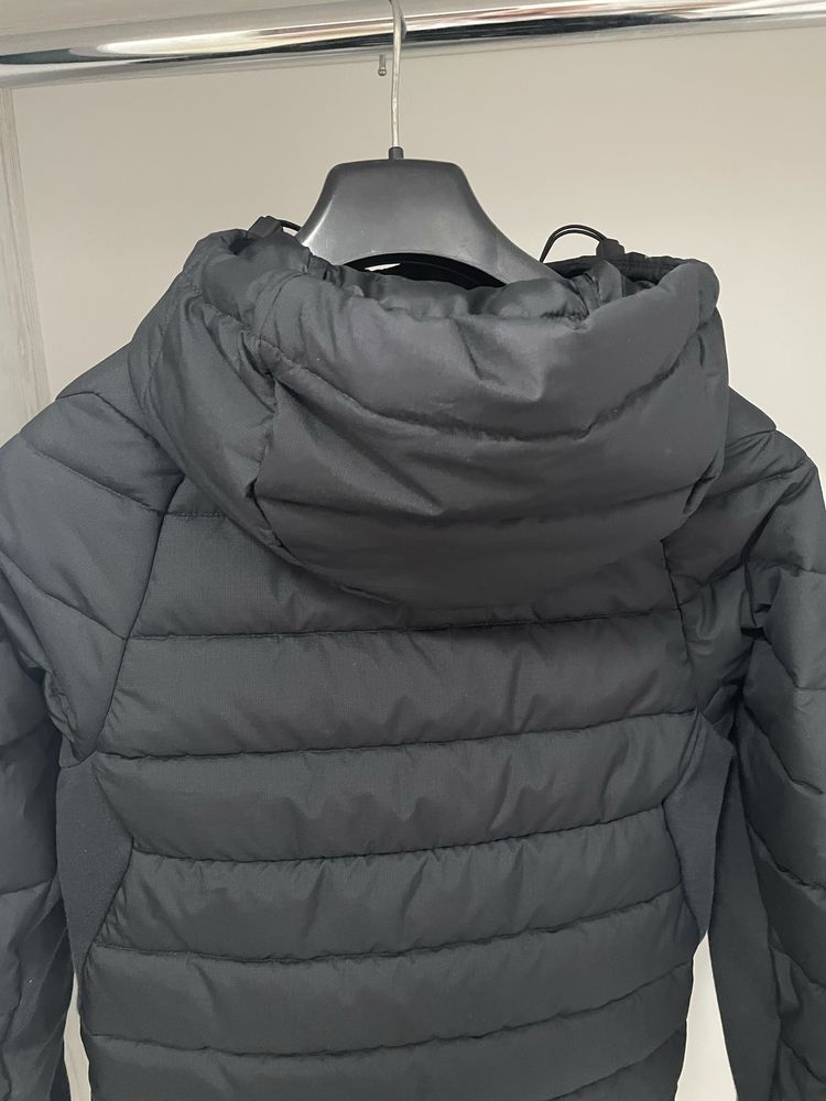 Куртка вітровка Nike xs-s