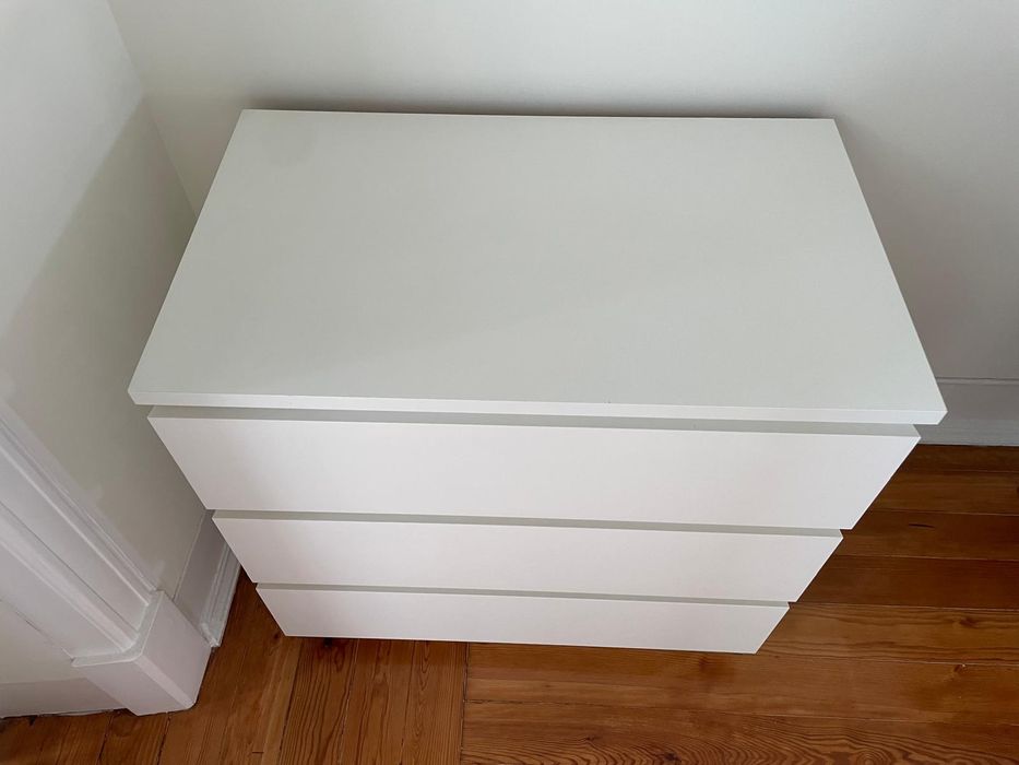 Cómoda branca MALM IKEA 3 gavetas