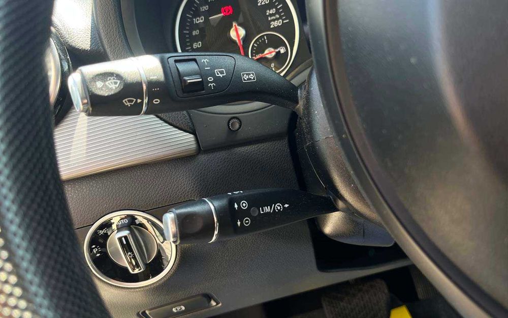 Mercedes-Benz B 180 2015