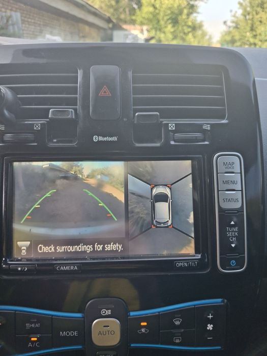 Продам Ниссан Лиф