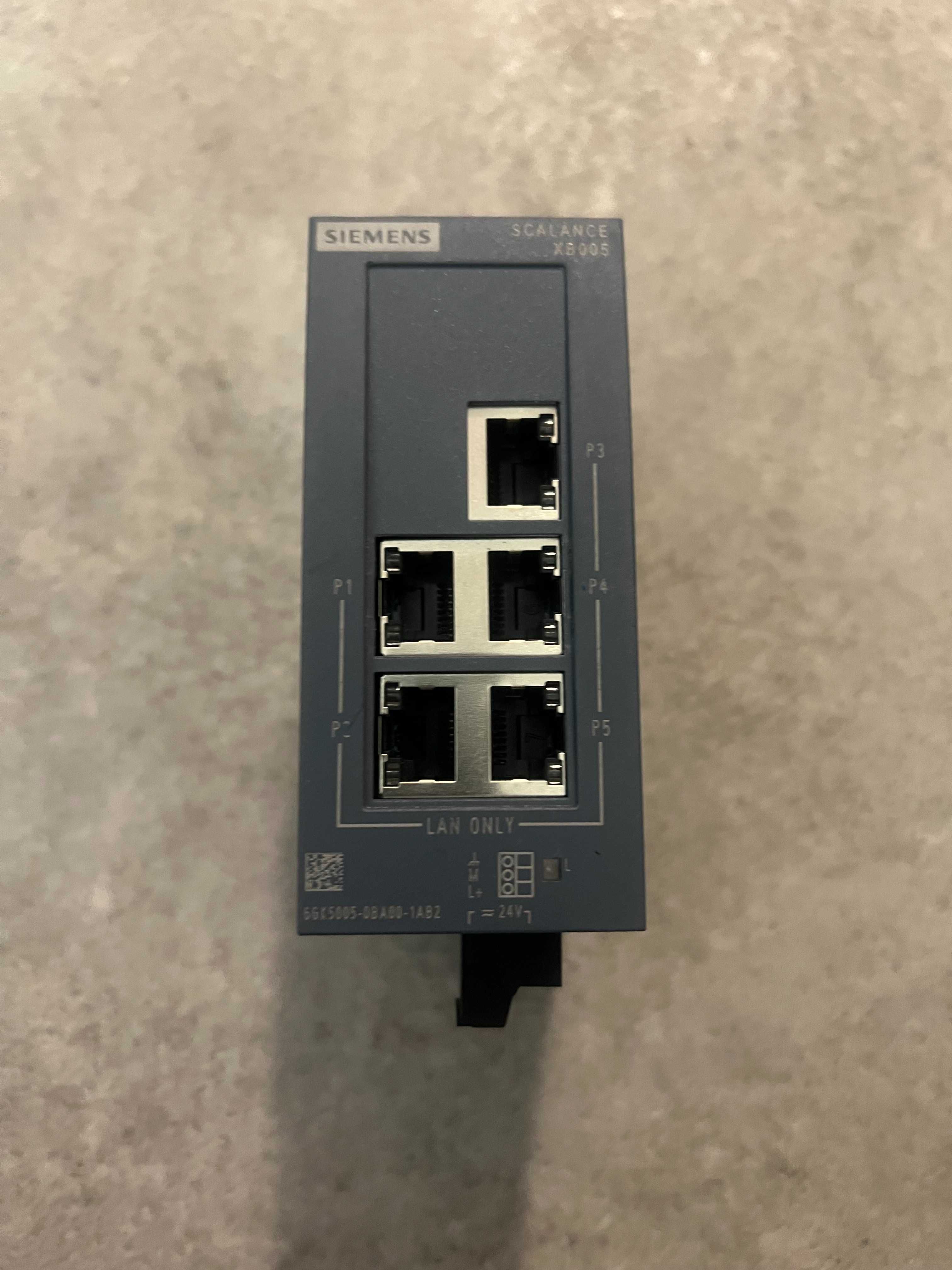 Мережевий комутатор Siemens 6GK5005-0BA00-1AB2 SCALANCE XB005