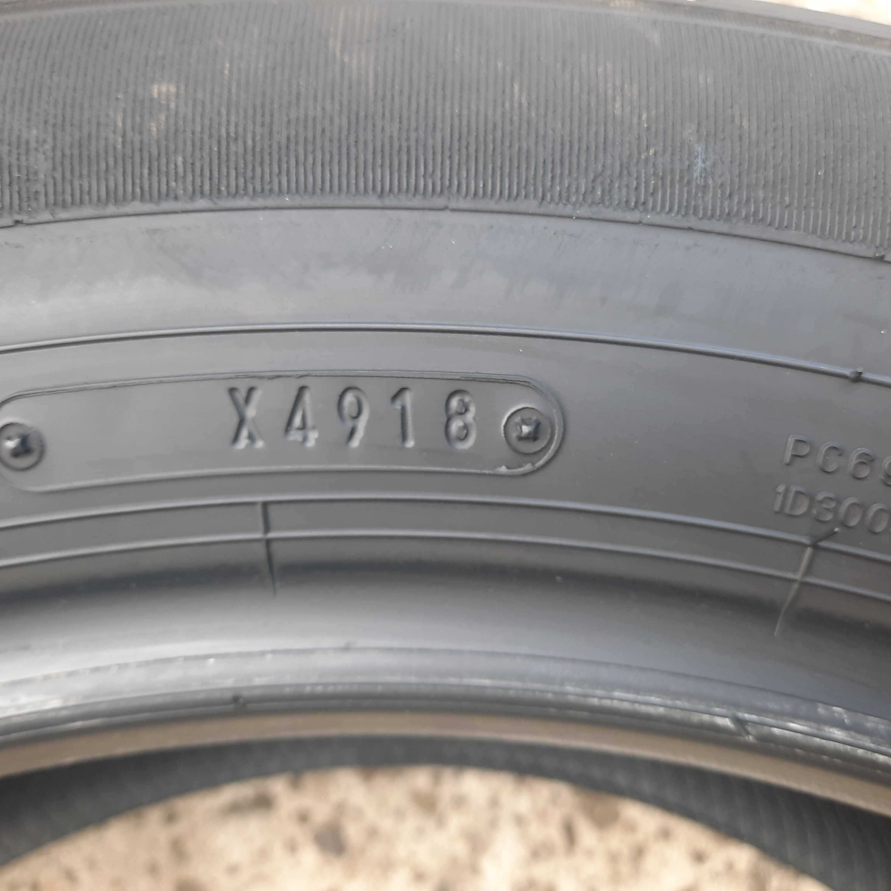 Летняя резина, шины 225 60 R18 Dunlop (Данлоп) 2шт.