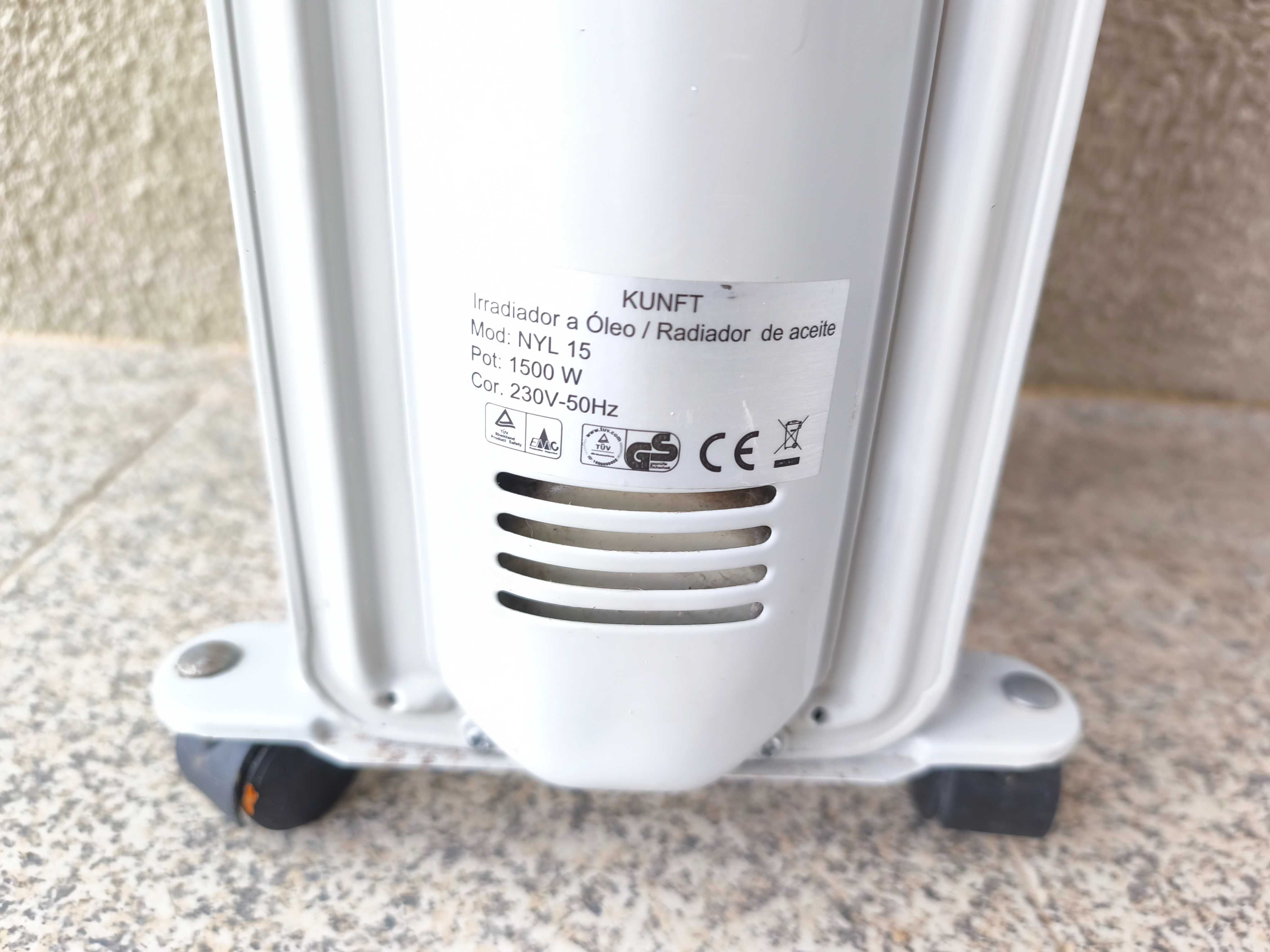 Aquecedor a óleo Kunft 1500w como novo