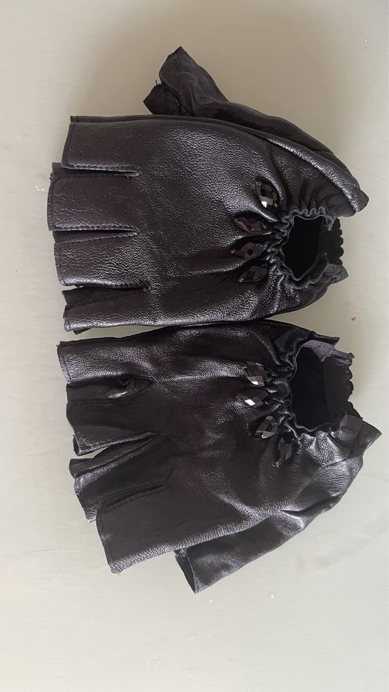 Перчатки кожаные с обрезанными  пальцами
