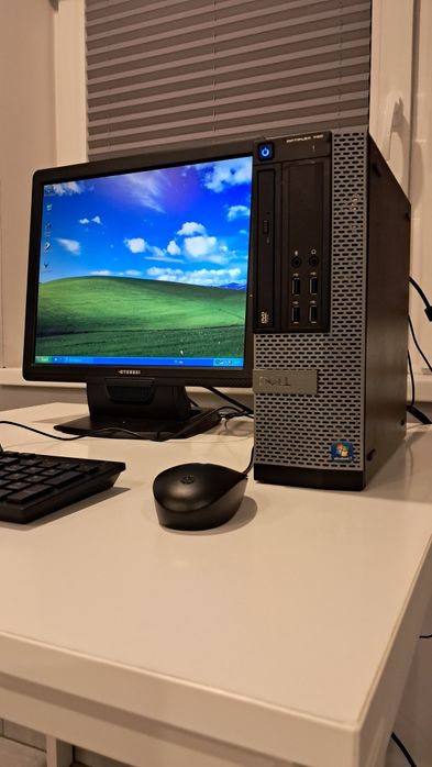 Retro Zestaw DELL do Gier Retro WinXP/2x3.0GHz/80GB/4GB/Monitor