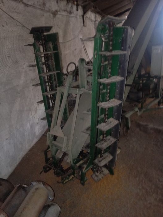 Продам зерномет зм60
