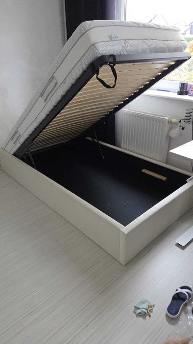 Łóżko pojedyncze 90/200