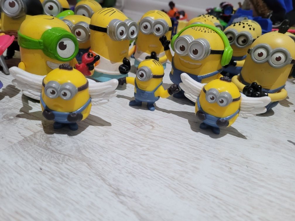 Zabawki minionki  zestaw używany