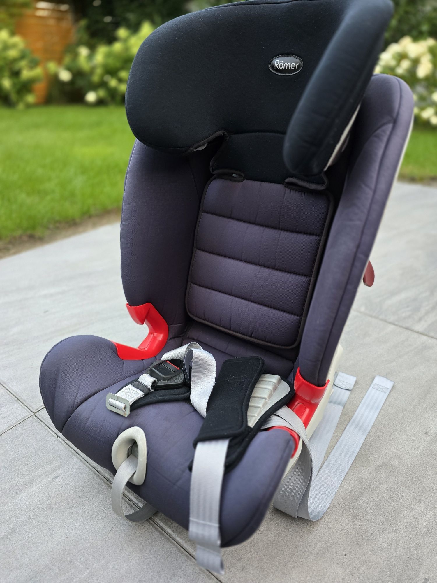 Fotelik samochodowy Römer Britax Advansafix 9m-12lat