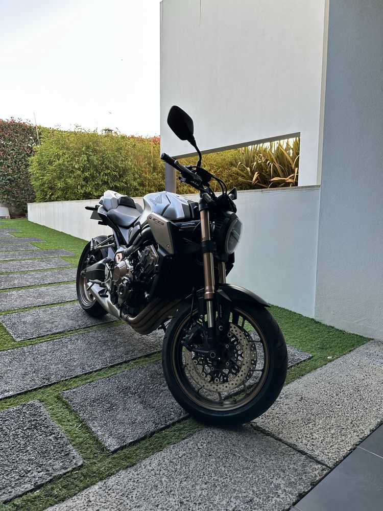 Honda CB650R 2019